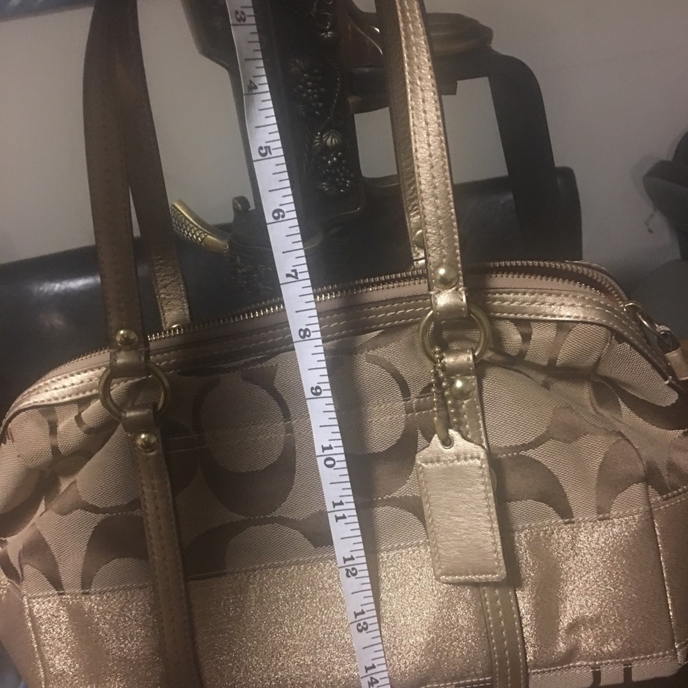 Coach Bag - Picture 3 of 7